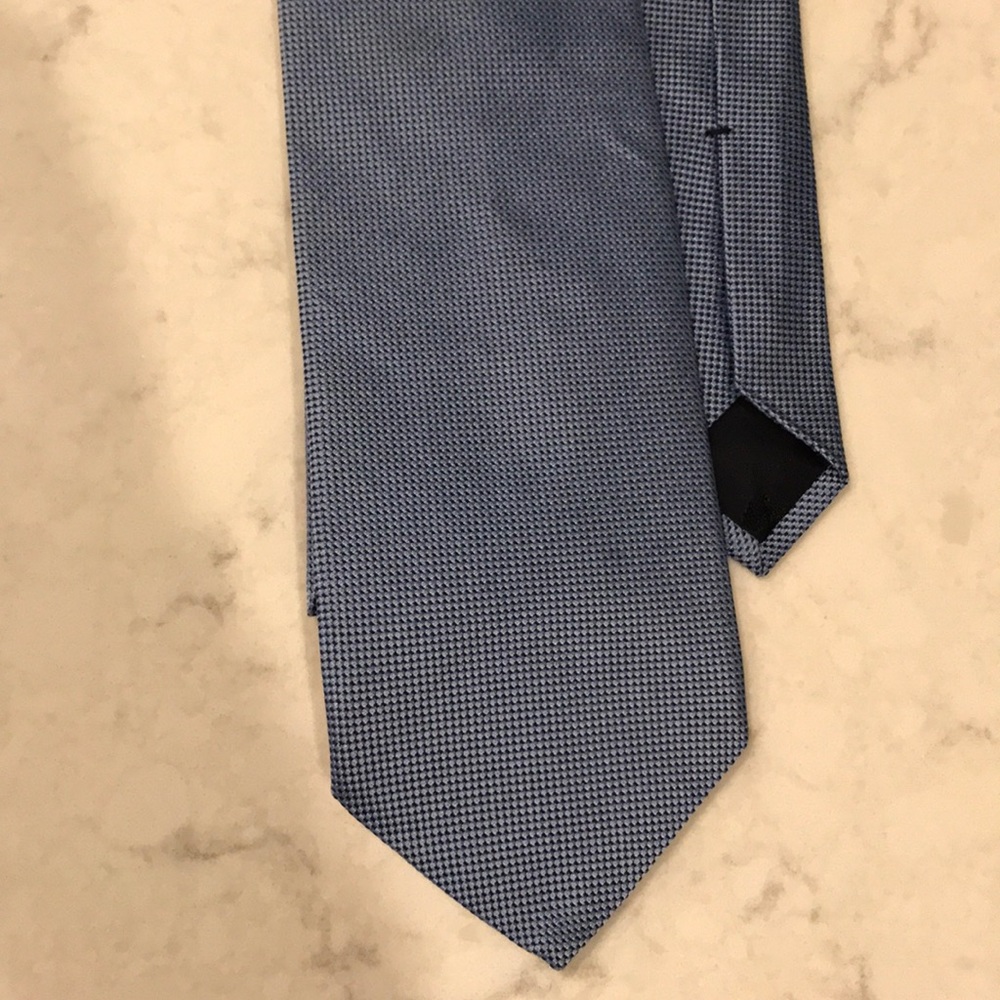 Brooks Brothers tie